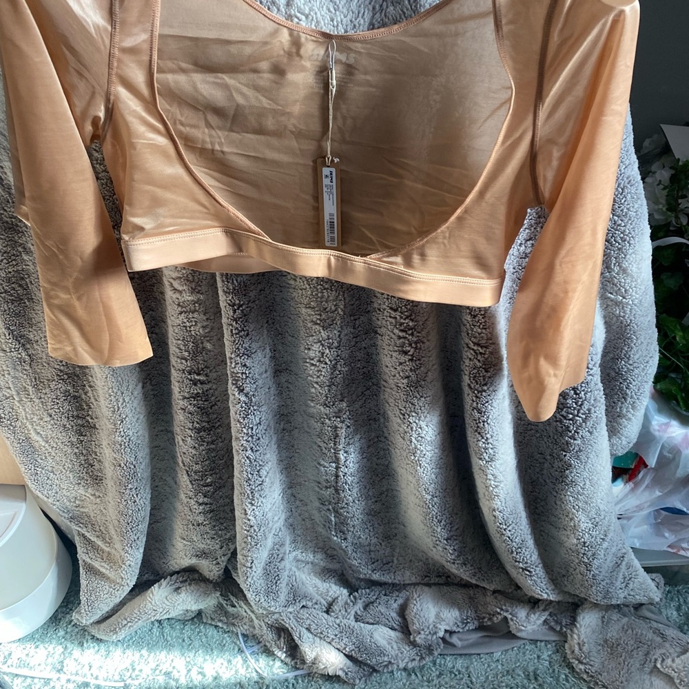 Peach Long Sleeve Arm Shape wear